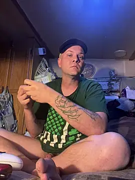 Sxyfeetlvr online show from March 31, 3:19 am