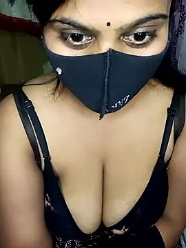 reena502 online show from February 6, 5:38 pm