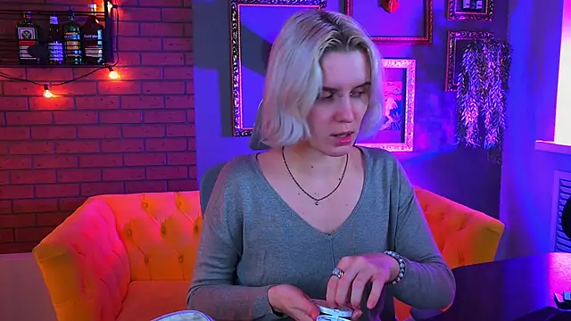 BethanyCloud online show from December 23, 5:38 am