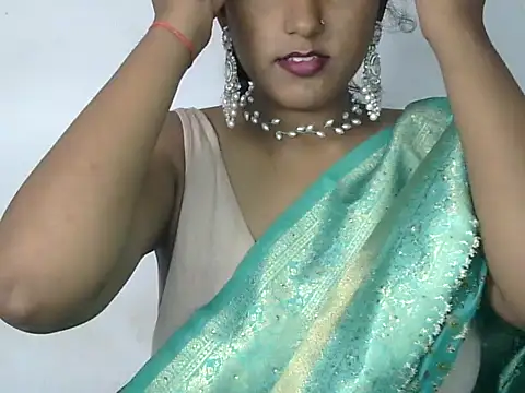 Cute mikii online show from May 8, 5:02 am