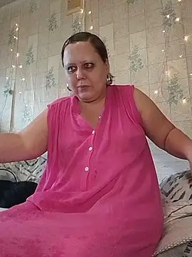 Snapshot of Tupo070481 chatting on February 15, 9:41 am Tupo070481 online show from February 15, 9:41 am