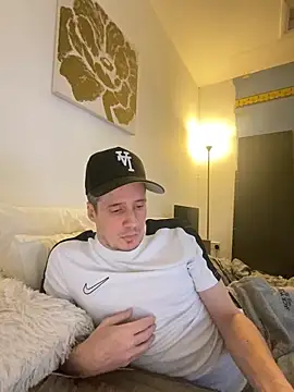 shyandchilling online show from March 29, 4:29 pm