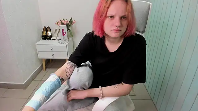 Elieiza xo online show from September 25, 2:15 am