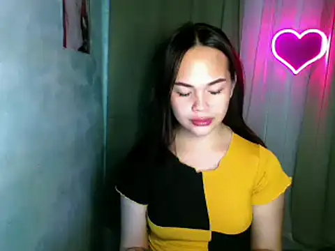 sweetsassyxx online show from April 20, 6:20 pm