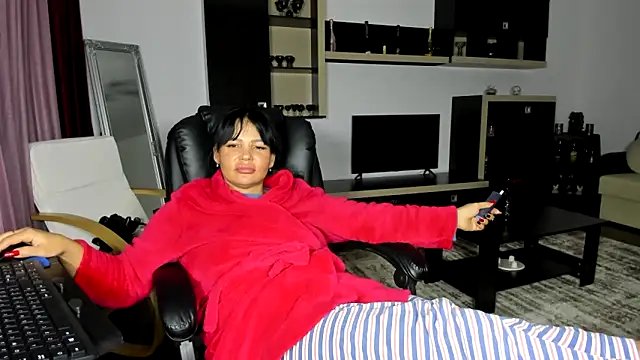 Ella sweety00 online show from April 10, 10:47 pm