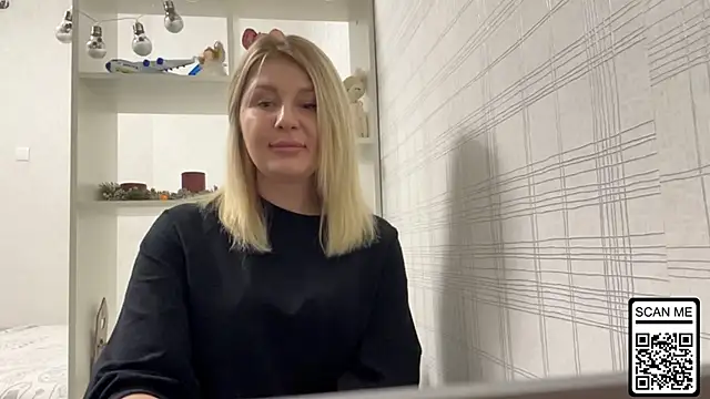 Blondie xoxoxo online show from December 18, 7:20 pm