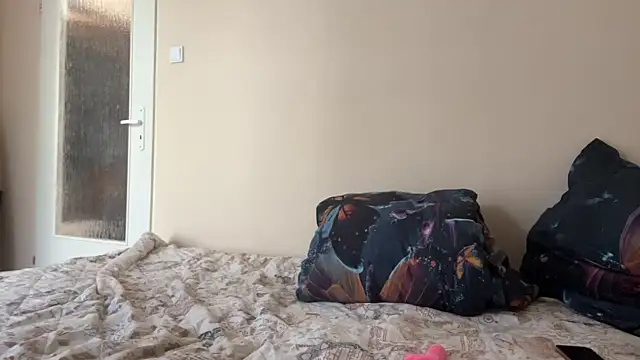 Kitty5348 online show from April 18, 2:32 pm