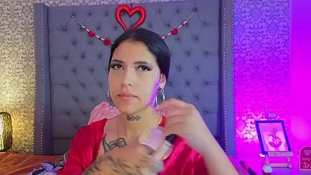 Abby roussee online show from February 14, 9:11 pm