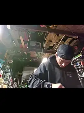 twistafatpipe online show from December 14, 9:08 pm