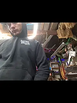 twistafatpipe online show from January 16, 9:46 am