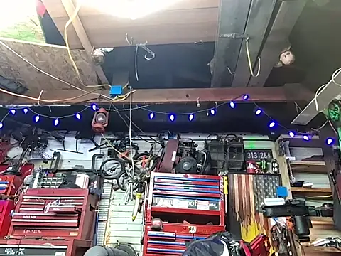 twistafatpipe online show from February 27, 7:36 pm