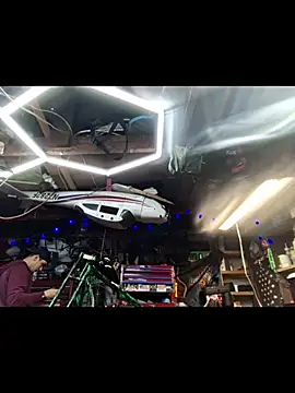 twistafatpipe online show from April 9, 4:01 am