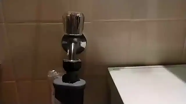 Snapshot of Fickmeinarsch86 chatting on February 11, 9:31 pm Fickmeinarsch86 online show from February 11, 9:31 pm