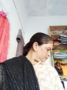 Snapshot of Bhavna_hot chatting on December 16, 10:42 am Bhavna hot online show from December 16, 10:42 am