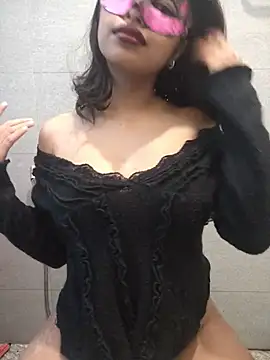 Snapshot of Minu_Cam chatting on July 13, 10:29 am Minu Cam online show from July 13, 10:29 am