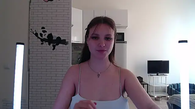 Leonaalove online show from April 21, 2:34 pm