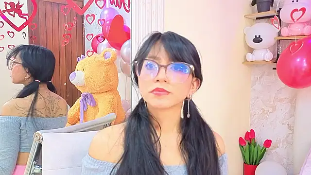 VioletxBloom online show from February 12, 4:02 pm