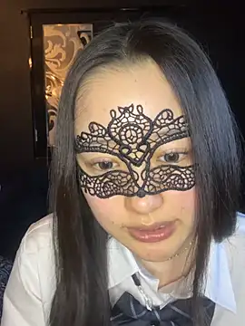 Snapshot of NENEandOJI chatting on March 3, 12:33 pm NENEandOJI online show from March 3, 12:33 pm