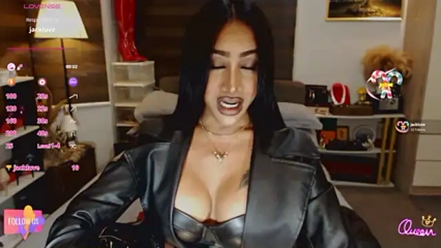 Snapshot of SeductiveVictoria chatting on June 28, 1:06 pm SeductiveVictoria online show from June 28, 1:06 pm