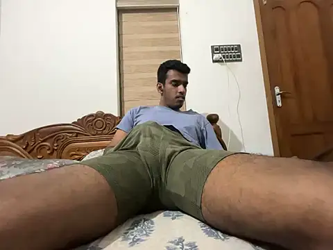 Snapshot of nivedthomas01 chatting on February 11, 4:45 pm nivedthomas01 online show from February 11, 4:45 pm