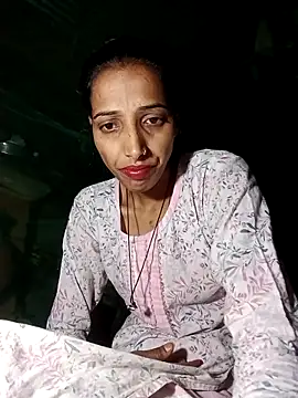 Snapshot of Pinki_thakur_1 chatting on May 17, 6:59 pm Pinki thakur 1 online show from May 17, 6:59 pm