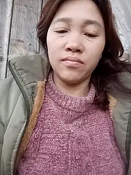 miumiu 00 online show from November 29, 11:41 pm