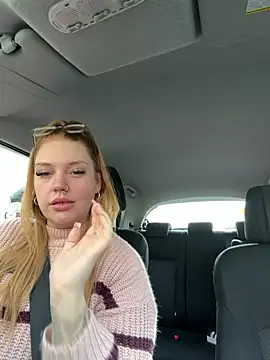 Snapshot of MysteriousMylaX chatting on February 17, 10:45 am MysteriousMylaX online show from February 17, 10:45 am