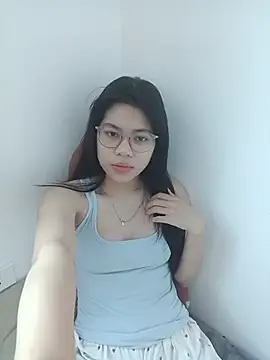 Snapshot of Katanh chatting on July 7, 1:41 am Katanh online show from July 7, 1:41 am