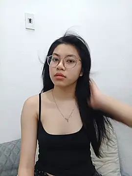 Snapshot of Katanh chatting on July 14, 12:11 pm Katanh online show from July 14, 12:11 pm