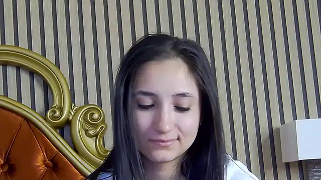 Snapshot of CarolinaBlair chatting on July 9, 2:04 am CarolinaBlair online show from July 9, 2:04 am