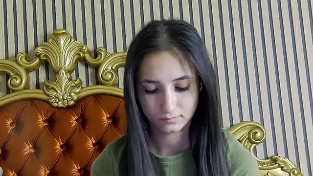 Snapshot of CarolinaBlair chatting on July 14, 1:41 am CarolinaBlair online show from July 14, 1:41 am