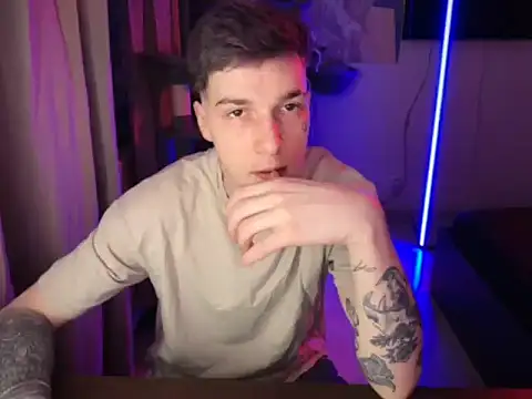 davesinner online show from March 2, 4:36 am