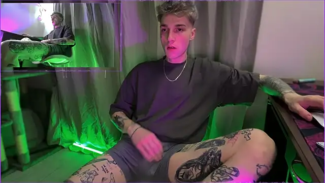 davesinner online show from May 8, 2:39 am