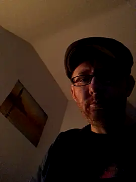 Snapshot of GorgeousPJ chatting on November 10, 4:39 pm GorgeousPJ online show from November 10, 4:39 pm