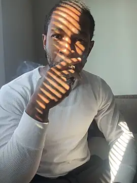 Snapshot of hardaway1523 chatting on October 17, 2:08 pm hardaway1523 online show from October 17, 2:08 pm