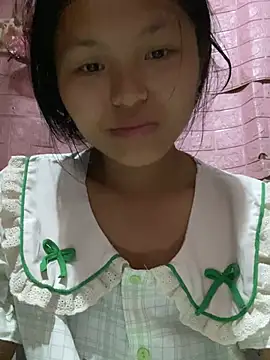 milo bae online show from May 4, 3:08 pm