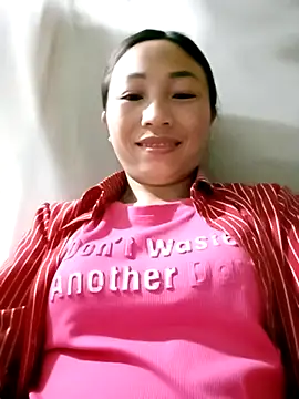 lucybaby00 online show from March 17, 10:46 pm