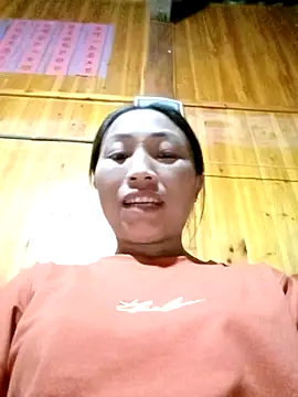 lucybaby00 online show from April 17, 12:08 pm