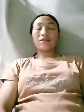 lucybaby00 online show from May 20, 2:12 pm