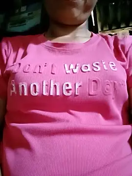 lucybaby00 online show from June 18, 6:46 am