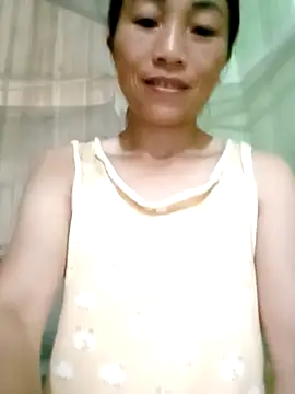 lucybaby00 online show from June 25, 10:47 pm