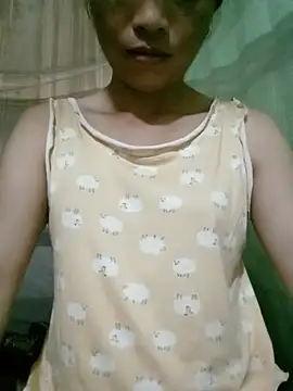 lucybaby00 online show from July 2, 10:27 pm