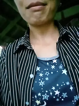 lucybaby00 online show from July 8, 11:37 am