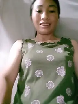 lucybaby00 online show from July 18, 10:57 pm