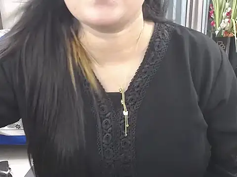 Snapshot of Ridiha_Pari chatting on July 17, 11:28 am Ridiha Pari online show from July 17, 11:28 am