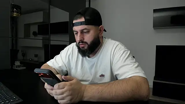 DravenPeak online show from February 19, 8:49 pm