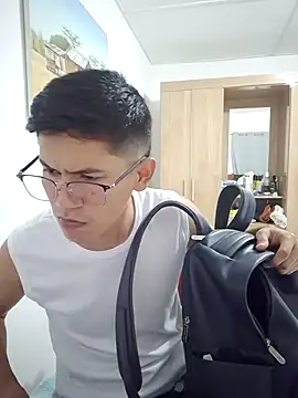 Ajhg98 online show from March 20, 2:49 am