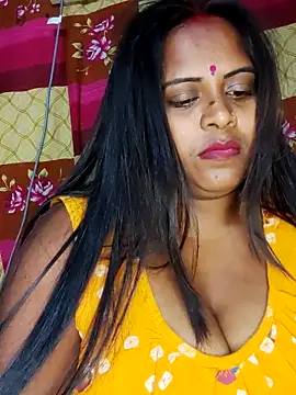 Hot-Show2 online show from April 8, 6:30 pm