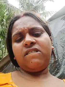 Hot-Show2 online show from April 19, 3:39 am