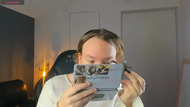 Amanda Butlerr online show from October 22, 9:53 am